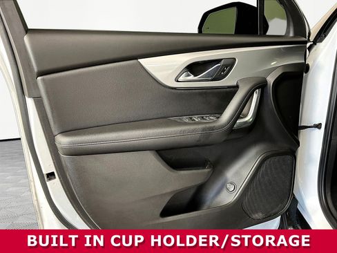Used 2021 Chevrolet Blazer LT FWD image 18