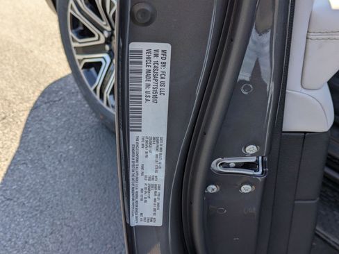 New 2026 Jeep Grand Wagoneer L 4WD w/ 8-Passenger Seating Package image 32