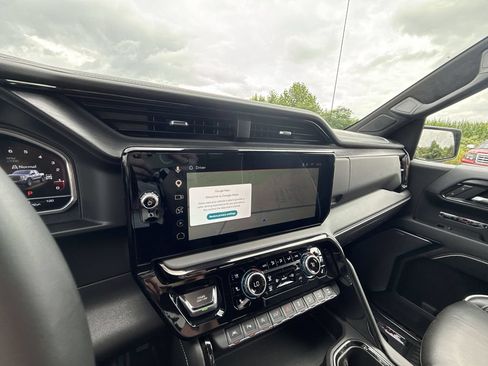 Certified 2025 GMC Sierra 1500 AT4X AWD/4WD image 20