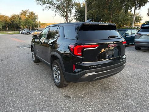 Used 2026 GMC Terrain Elevation FWD image 3