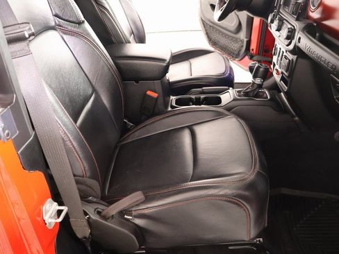 Used 2018 Jeep Wrangler Rubicon image 12