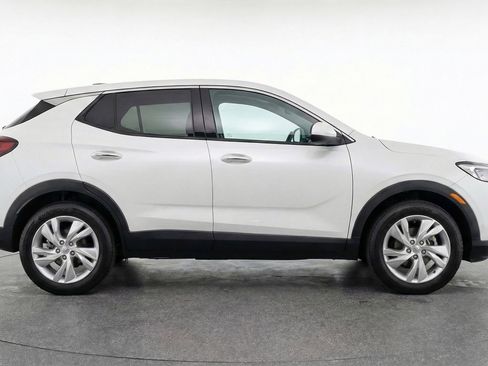 Used 2025 Buick Encore GX Preferred image 11