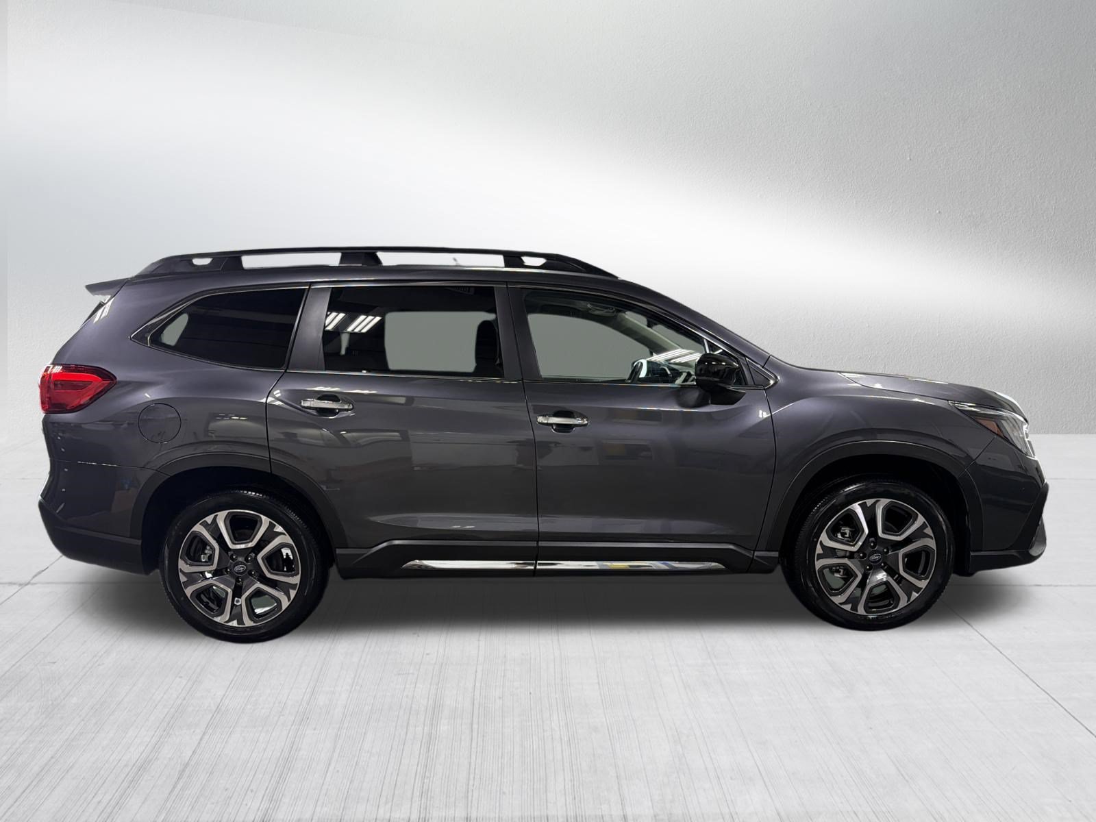 Certified 2025 Subaru Ascent Touring AWD/4WD image 8