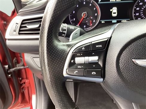 Used 2021 Genesis G70 2.0T image 21