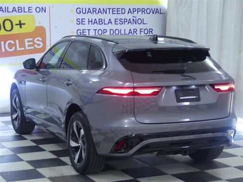 Used 2024 Jaguar F-PACE R-Dynamic S AWD/4WD image 4