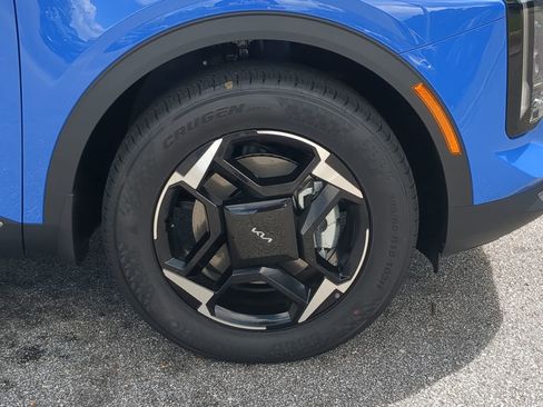 New 2026 Kia Sportage EX w/ EX Panorama Roof Package image 10