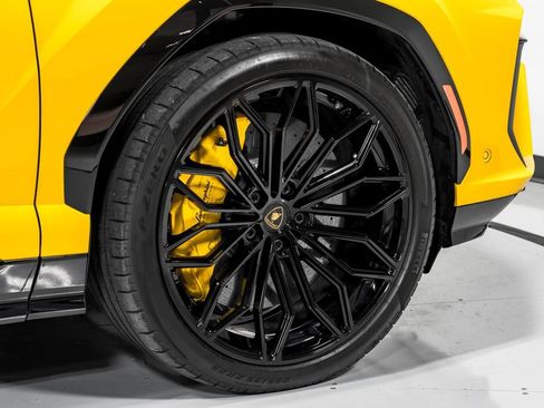 Used 2025 Lamborghini Urus S AWD/4WD image 53