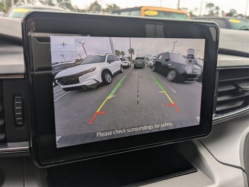 Used 2024 Ford Explorer XLT w/ Equipment Group 202A image 22