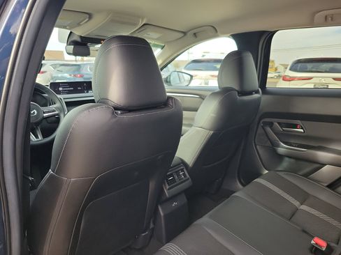 Used 2025 MAZDA CX-50 2.5 Hybrid w/ Weather Package image 13