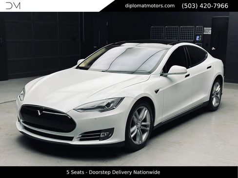 Used 2014 Tesla Model S 60 RWD image 1