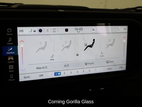 Used 2024 Jeep Wrangler Sport S image 27