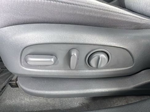 Used 2021 Chevrolet Blazer LT image 11