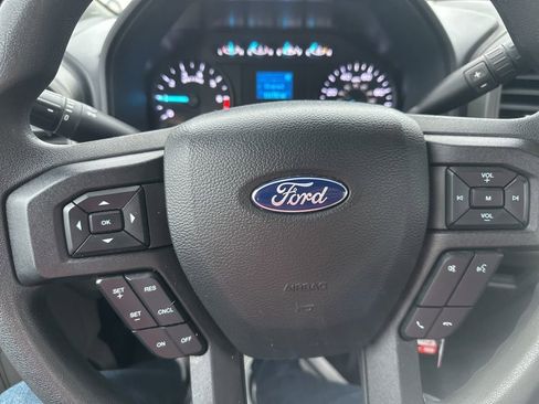 Used 2022 Ford F250 XL w/ Power Equipment Group image 11