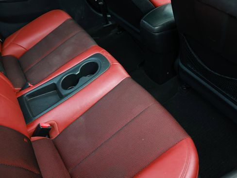 Used 2013 Hyundai Veloster w/ Style Pkg FWD image 12