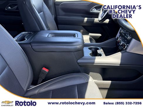 Used 2024 GMC Yukon SLT RWD image 8