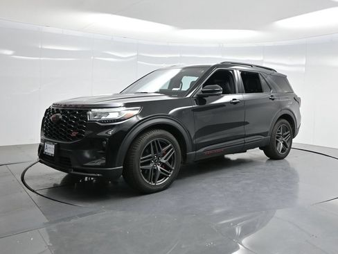 Used 2025 Ford Explorer ST AWD/4WD image 67
