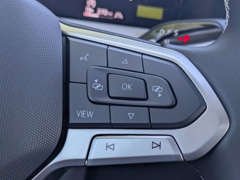 New 2026 Volkswagen Tiguan SE AWD/4WD image 27