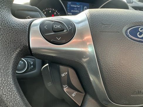 Used 2015 Ford Escape SE image 27