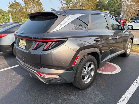 Used 2022 Hyundai Tucson SEL w/ Cargo Package FWD image 6