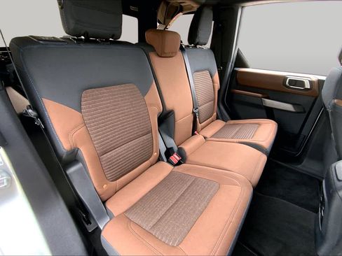Used 2023 Ford Bronco Outer Banks AWD/4WD image 19