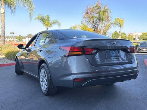 Used 2024 Nissan Altima 2.5 S FWD image 16