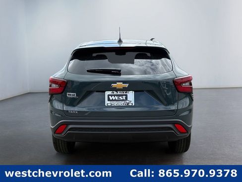 New 2026 Chevrolet Trax LS FWD image 4