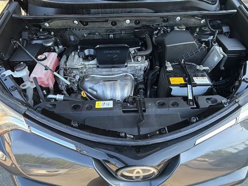 Used 2017 Toyota RAV4 LE w/ All Weather Liner Package AWD/4WD image 24