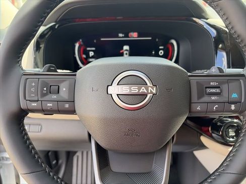 New 2026 Nissan Pathfinder SL image 13