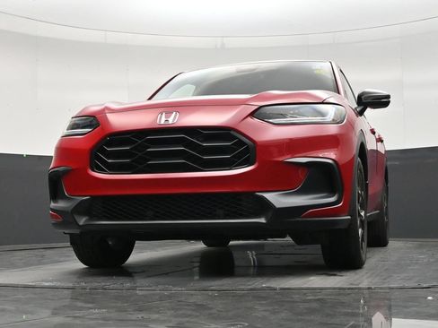 Used 2025 Honda HR-V Sport image 26