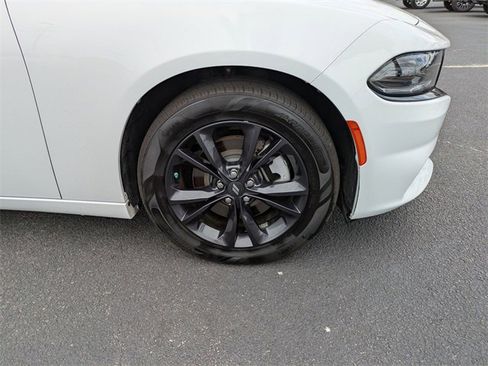 Used 2023 Dodge Charger SXT w/ Blacktop Package image 11