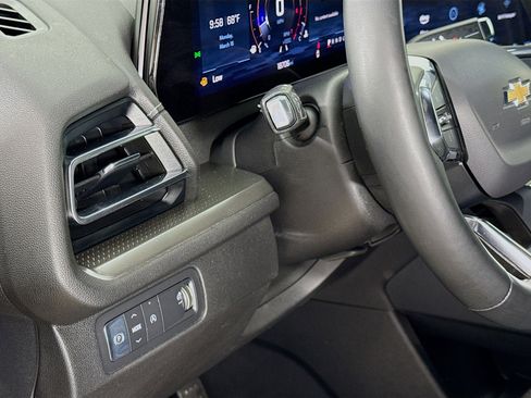 Used 2024 Chevrolet Traverse LT FWD image 10
