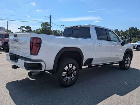 New 2025 GMC Sierra 2500 Denali w/ Denali Reserve Package image 6