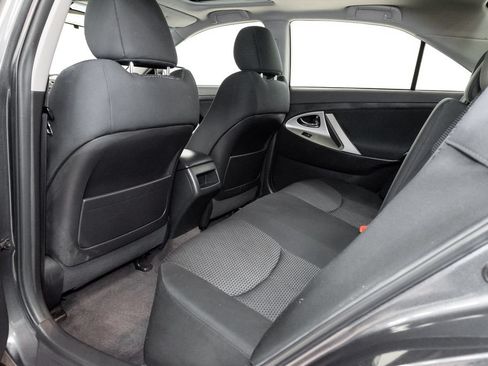 Used 2011 Toyota Camry SE w/ SE Extra-Value Pkg #1 FWD image 20