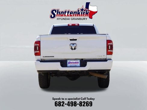 Used 2024 RAM 2500 Laramie AWD/4WD image 7