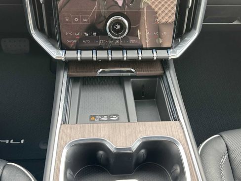 New 2026 GMC Acadia Denali image 31