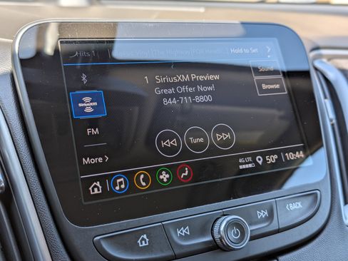 Used 2022 Chevrolet Malibu LT image 29