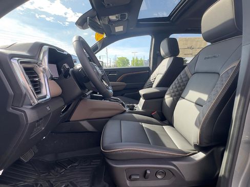 New 2026 GMC Canyon Denali AWD/4WD image 17