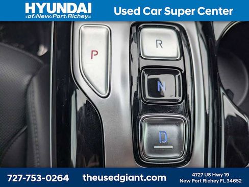 Certified 2024 Hyundai Tucson Limited AWD/4WD image 34