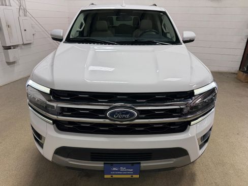 Certified 2024 Ford Expedition Limited image 30