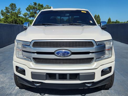 Used 2018 Ford F150 Platinum w/ Equipment Group 701A Luxury AWD/4WD image 8