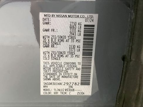 Used 2024 Nissan Pathfinder Platinum w/ Cargo Package AWD/4WD image 18