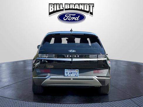 Used 2024 Hyundai Ioniq 5 SEL RWD image 4