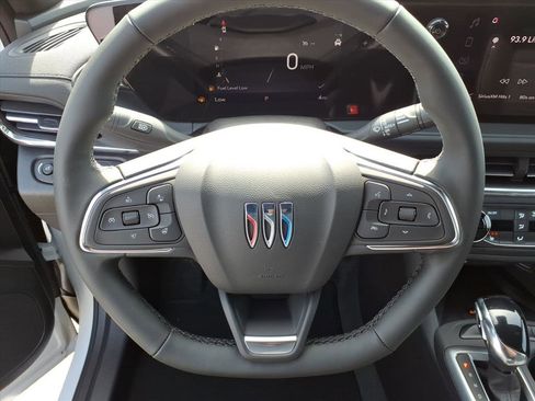 New 2026 Buick Envista Preferred image 12