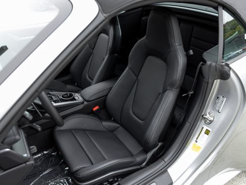 Certified 2025 Porsche 911 Turbo S AWD/4WD image 5