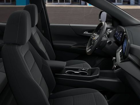New 2026 Chevrolet Equinox LT FWD image 11