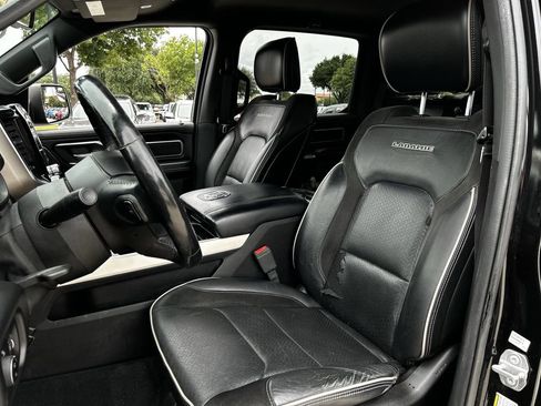 Used 2019 RAM 1500 Laramie AWD/4WD image 27