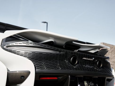 Used 2021 McLaren Elva image 25