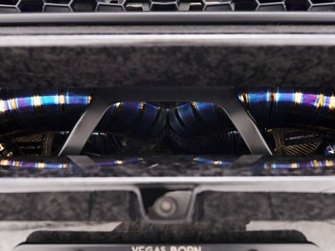 Used 2018 Lamborghini Huracan AWD/4WD image 59