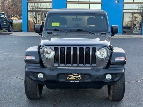 Used 2018 Jeep Wrangler Sport AWD/4WD image 5
