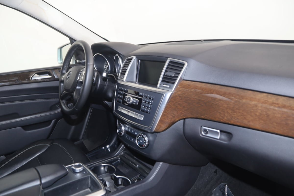 Used 2015 Mercedes-Benz ML 350 4MATIC image 35